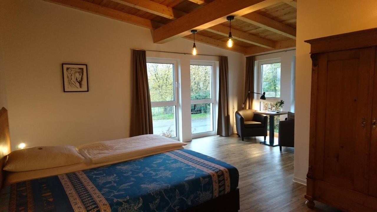 Hotel Rappenhof Breuna Extérieur photo